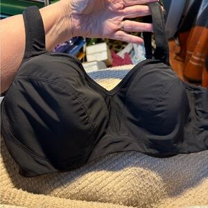 Torrid Active Full Support Underwire Multiway Comfort Strap Sports Bra 38DD